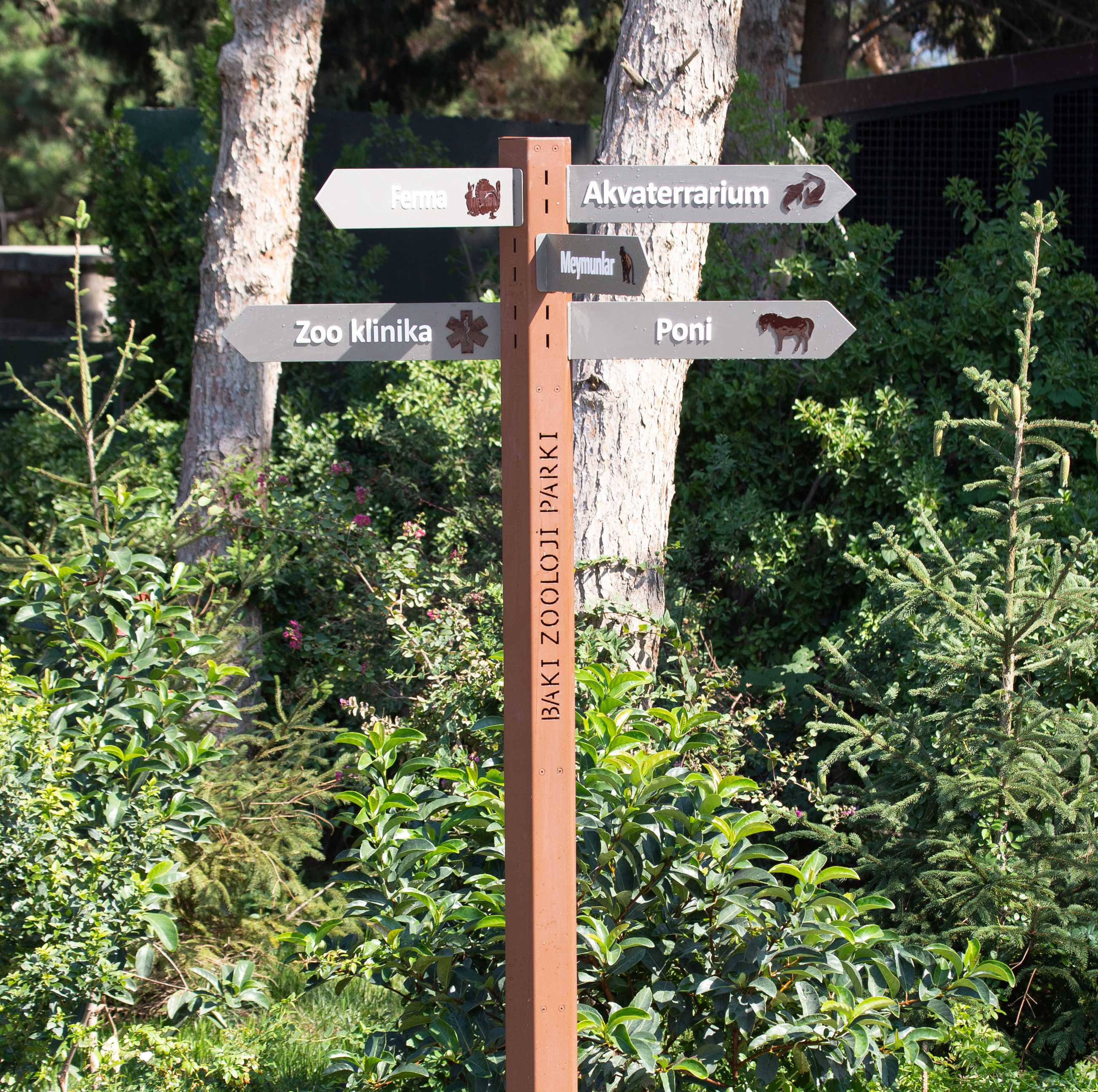 Customizable Route Sign Baku Zoo Park · More Solutions - IDEA.AZ